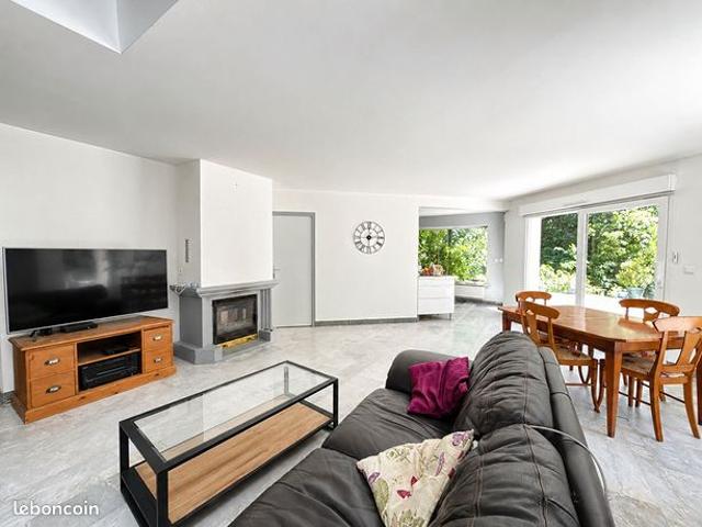 Maison 6 pièces 161 m²