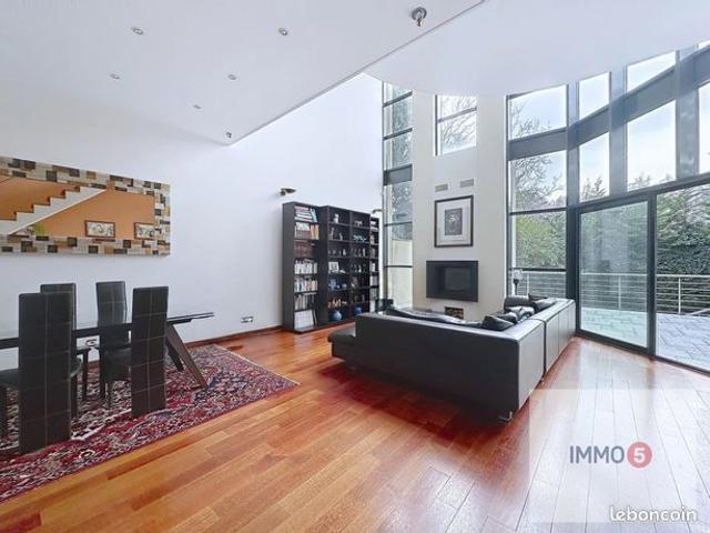 Maison 6 pièces 161 m²