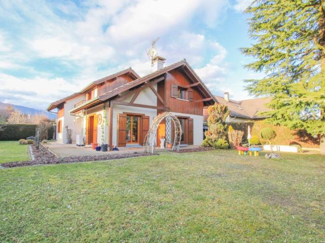 Maison 6 pièces 161 m²