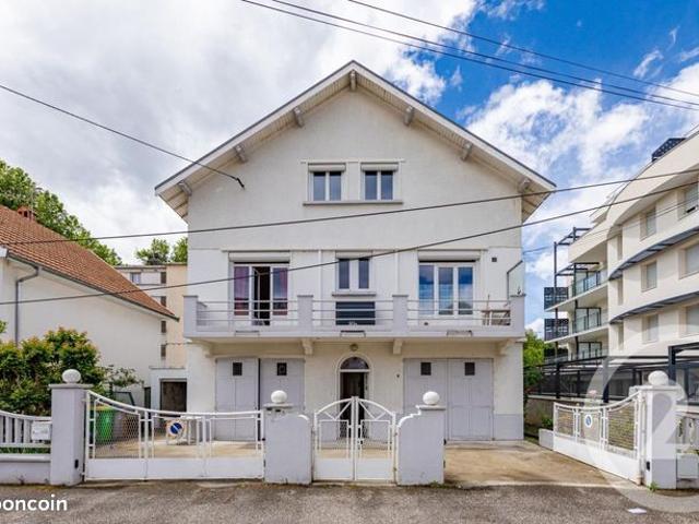 Maison 6 pièces 161 m²