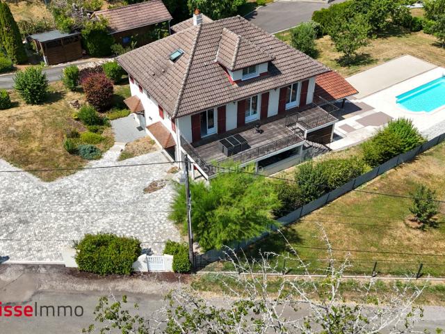 Maison 6 pièces 161 m²