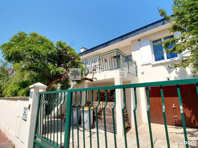 Maison 6 pièces 161 m²
