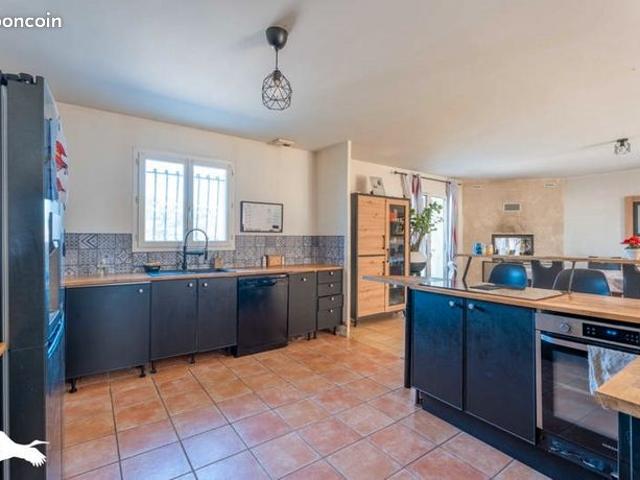 Maison 6 pièces 161 m²
