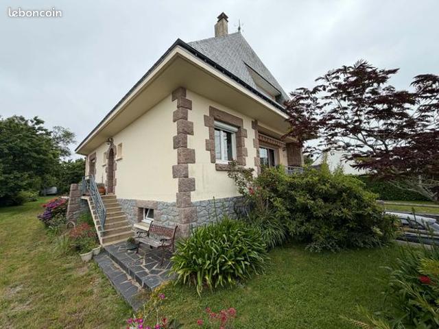 Maison 6 pièces 161 m²