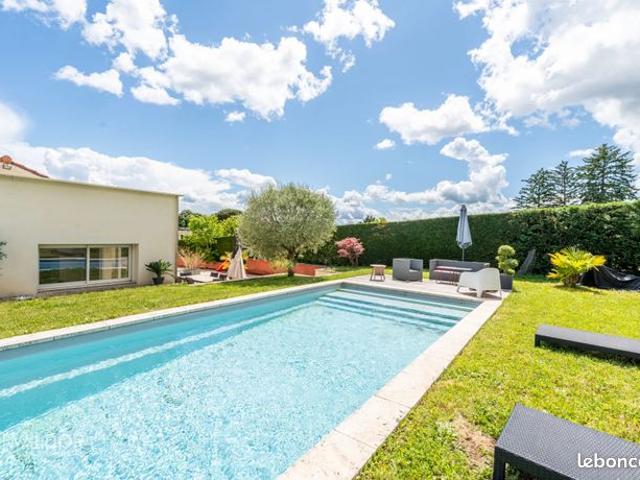 Maison 6 pièces 161 m²