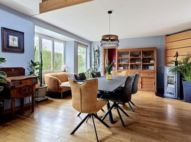 Maison 6 pièces 161 m²