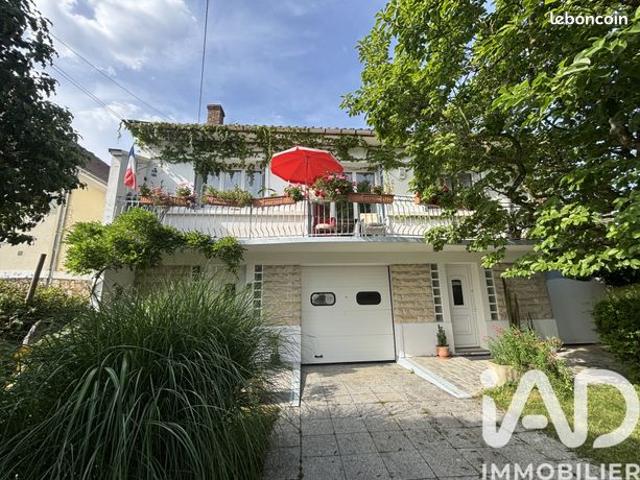 Maison 6 pièces 161 m²