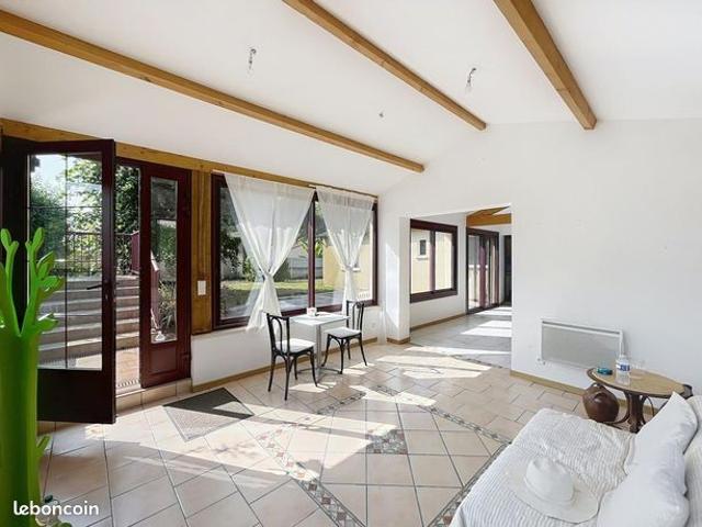 Maison 6 pièces 162 m²