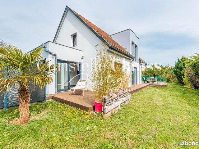 Maison 6 pièces 162 m²
