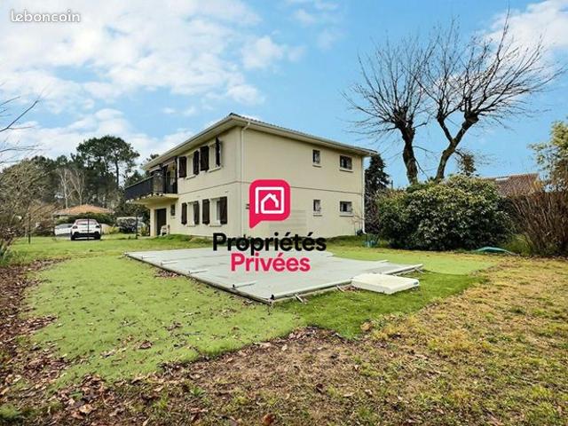 Maison 6 pièces 162 m²