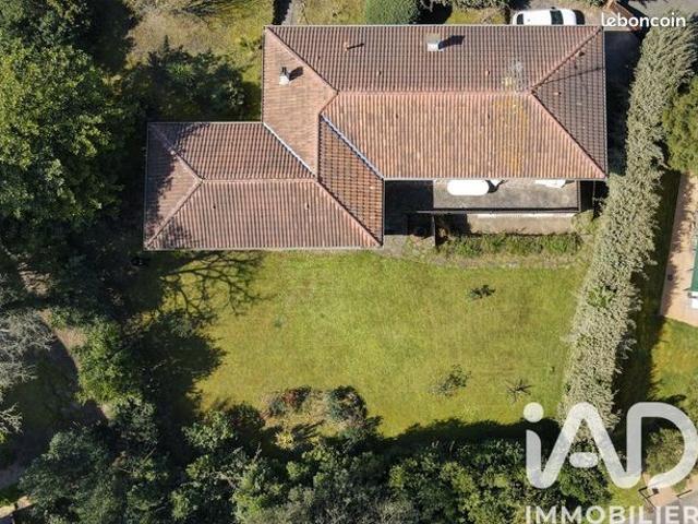 Maison 6 pièces 162 m²