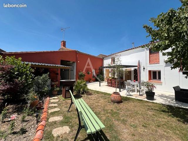 Maison 6 pièces 162 m²