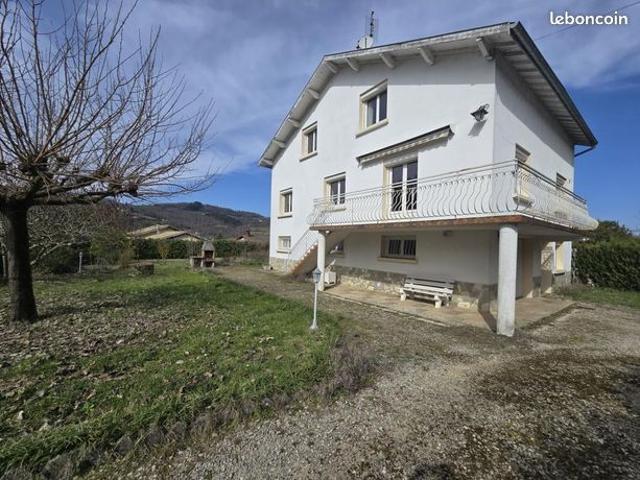 Maison 6 pièces 162 m²