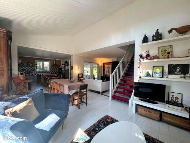 Maison 6 pièces 162 m²