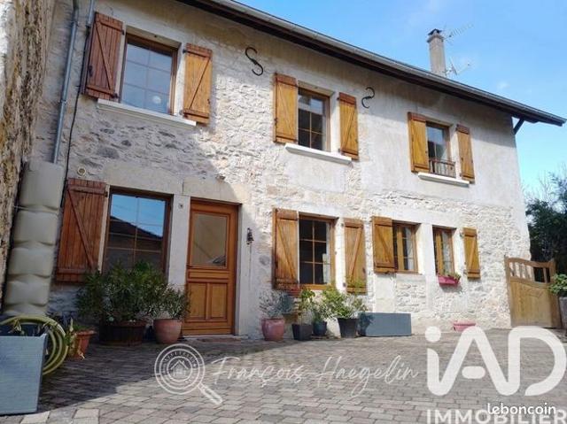 Maison 6 pièces 162 m²