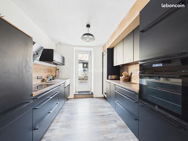 Maison 6 pièces 162 m²