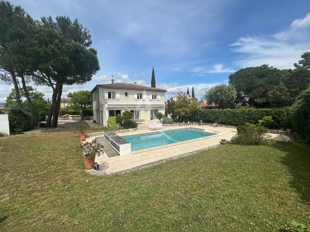 Maison 6 pièces 162 m²