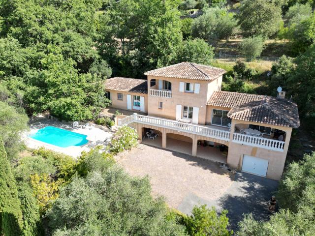 Maison 6 pièces 162 m²