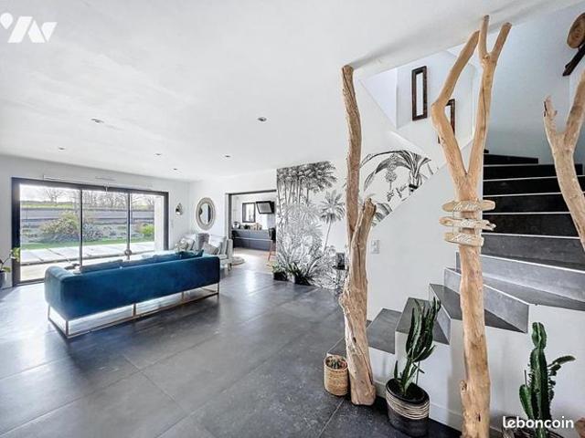 Maison 6 pièces 162 m²
