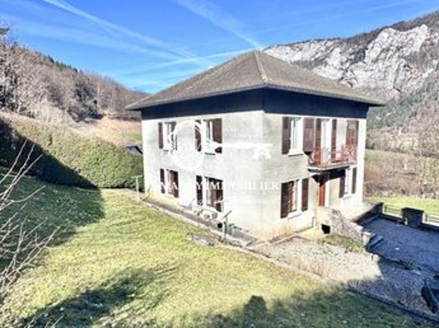 Maison 6 pièces 166 m²