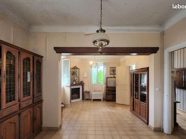 Maison 6 pièces 162 m²