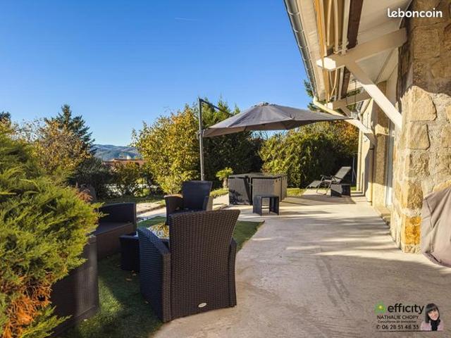 Maison 6 pièces 162 m²