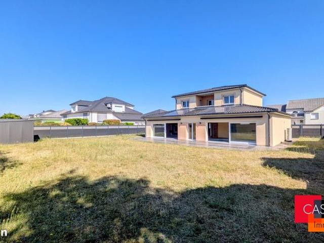 Maison 6 pièces 162 m²