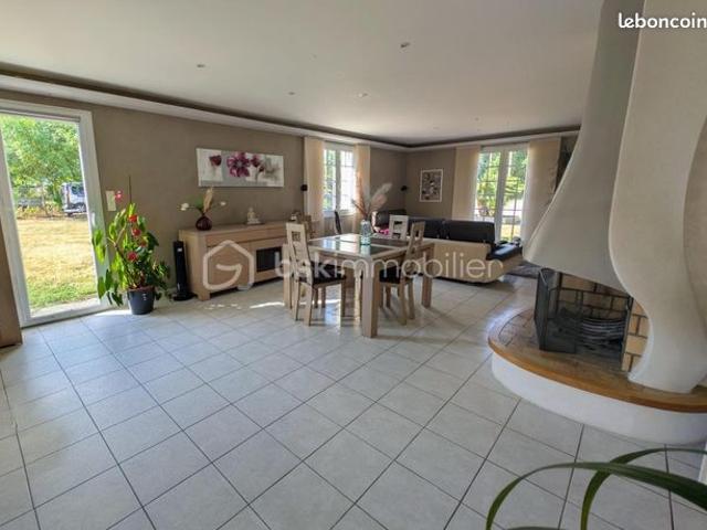 Maison 6 pièces 163 m²