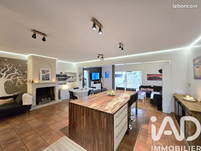 Maison 6 pièces 163 m²