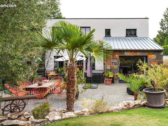 Maison 6 pièces 163 m²