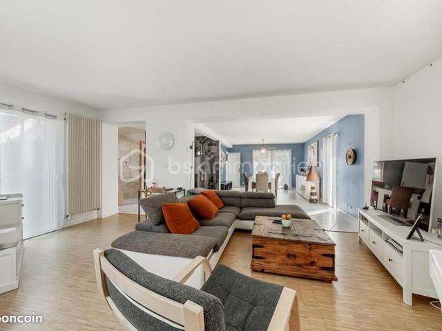 Maison 6 pièces 163 m²