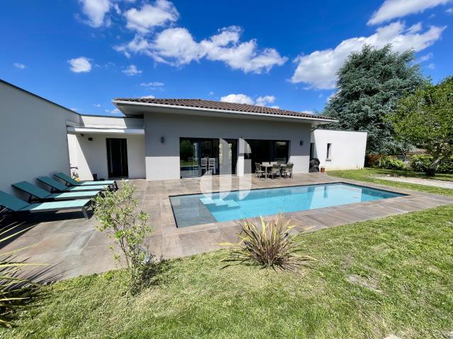 Maison 6 pièces 163 m²