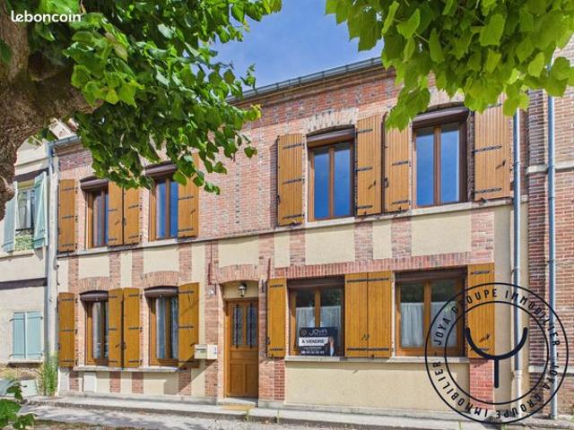 Maison 6 pièces 163 m²