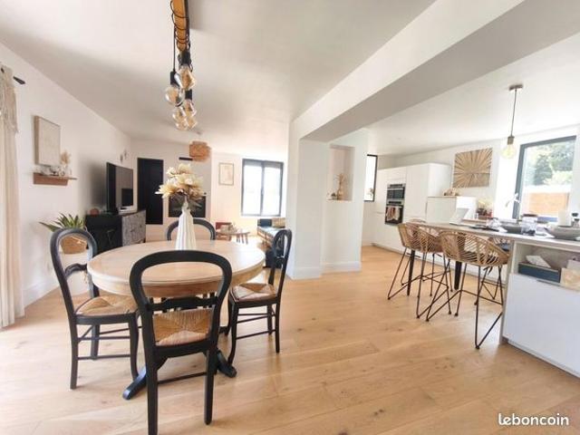 Maison 6 pièces 163 m²