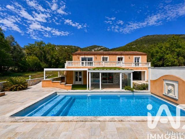 Maison 6 pièces 163 m²