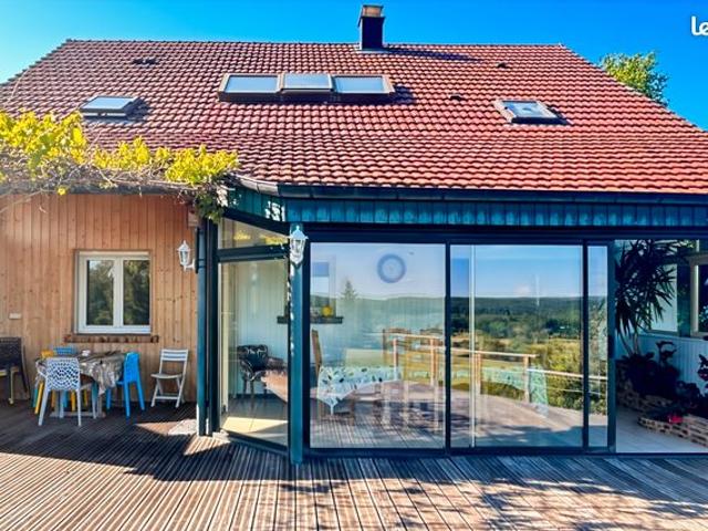 Maison 6 pièces 163 m²