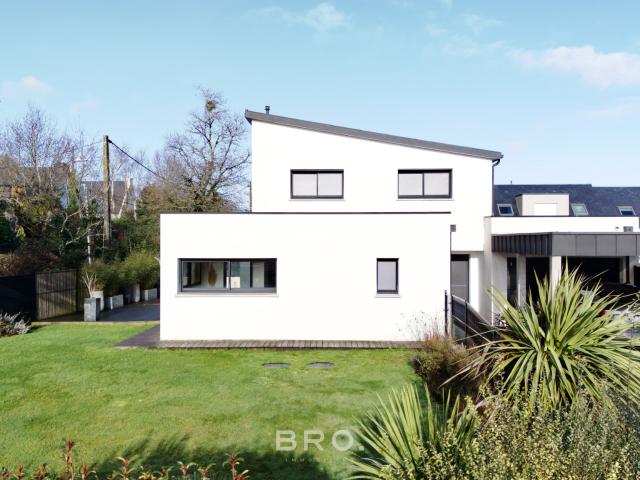 Maison 6 pièces 163 m²
