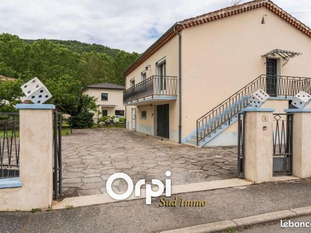 Maison 6 pièces 163 m²