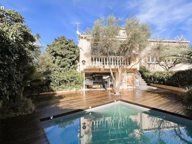 Maison 6 pièces 163 m²