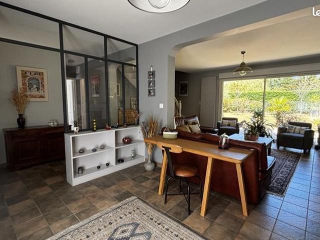 Maison 6 pièces 163 m²