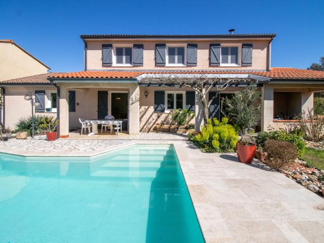 Maison 6 pièces 163 m²