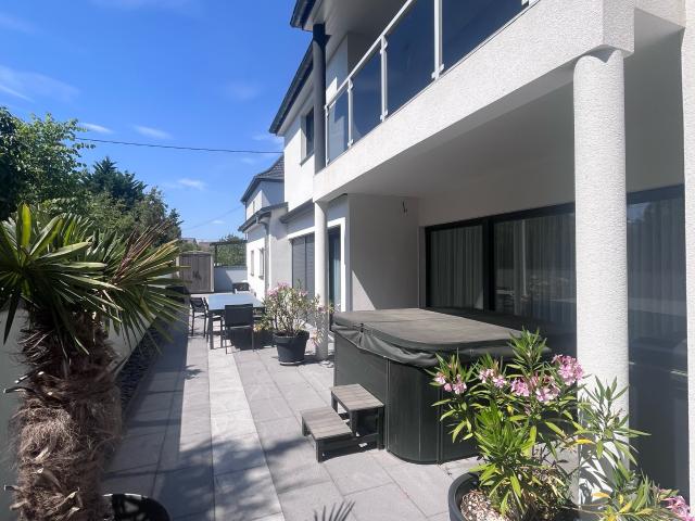 Maison 6 pièces, 174 m2