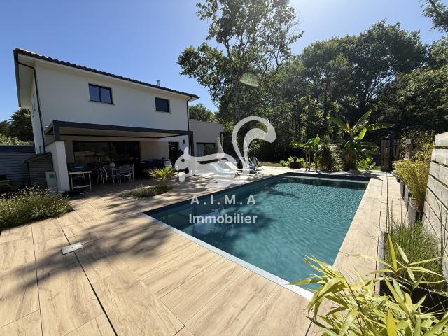 Maison 6 pièces 174 m²