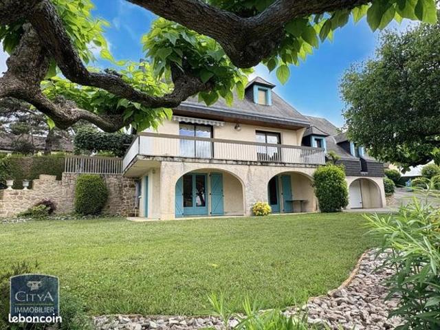 Maison 6 pièces 174 m²