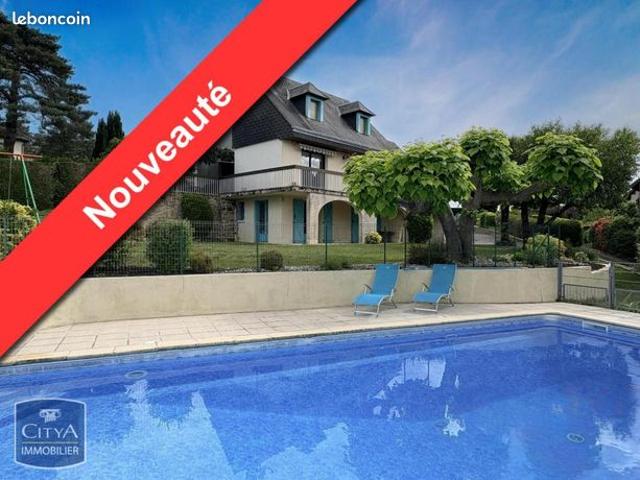 Maison 6 pièces 174 m²