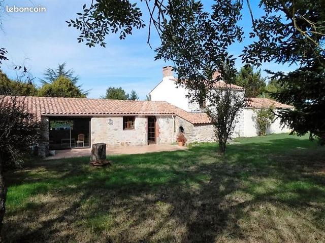 Maison 6 pièces 174 m²