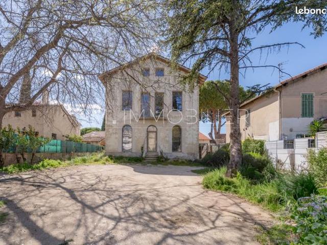 Maison 6 pièces 174 m²