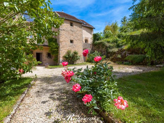 Maison 6 pièces 174 m²