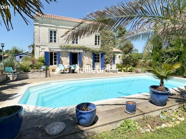 Maison 6 pièces 174 m²