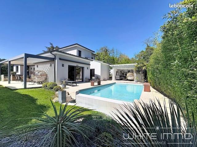 Maison 6 pièces 174 m²
